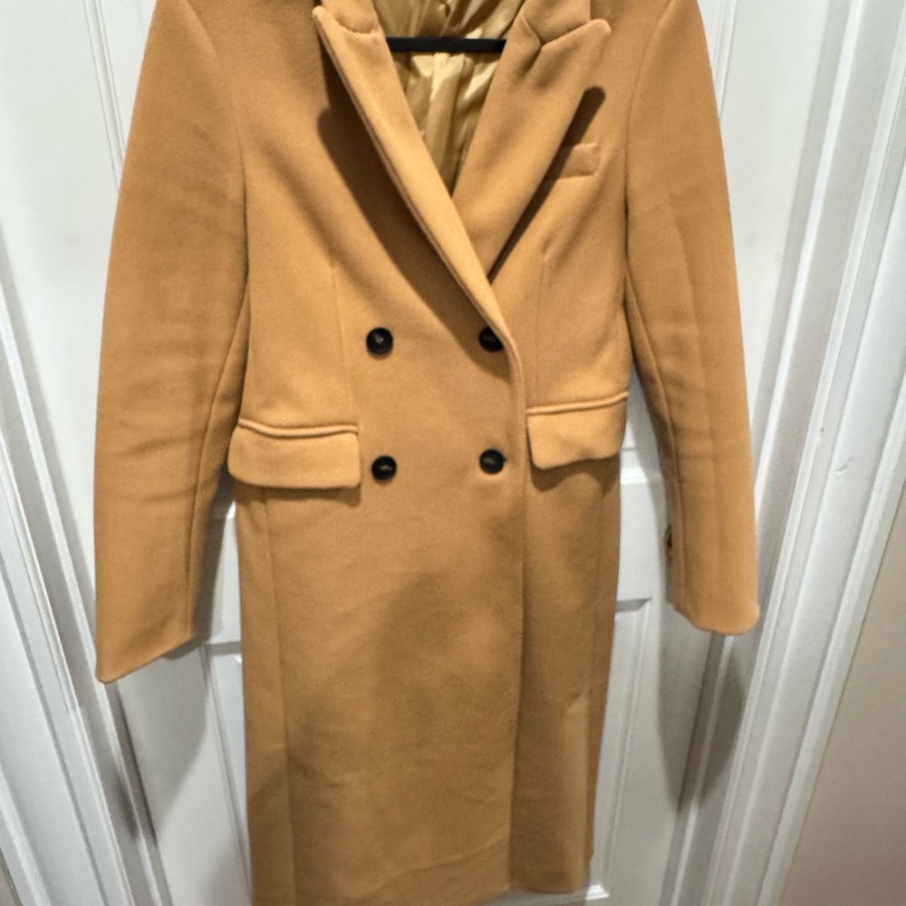 Elegant Tan Double-Breasted Women's Coat